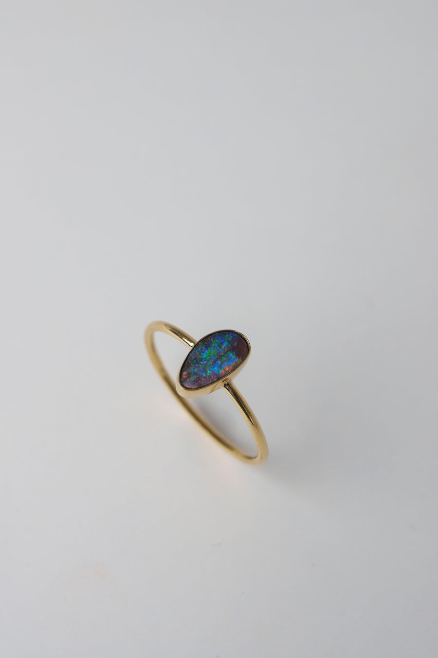 Anello con opale